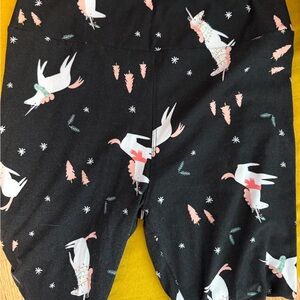 LuLaRoe OS leggings